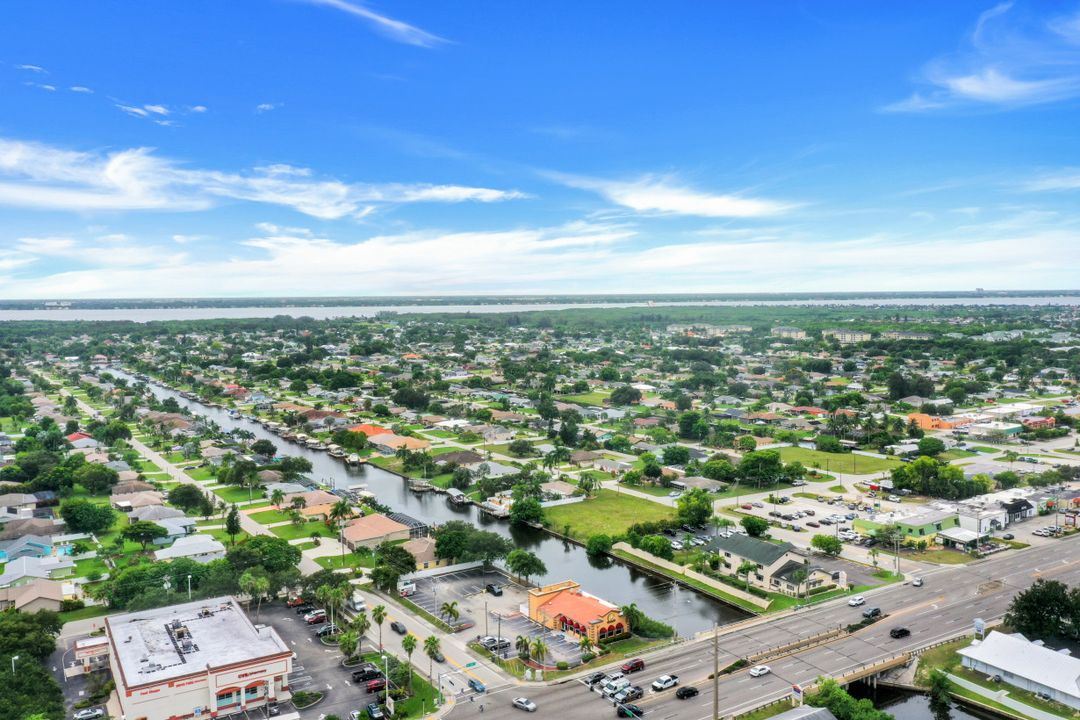 1217 Del Prado Blvd S, Cape Coral, FL 33990