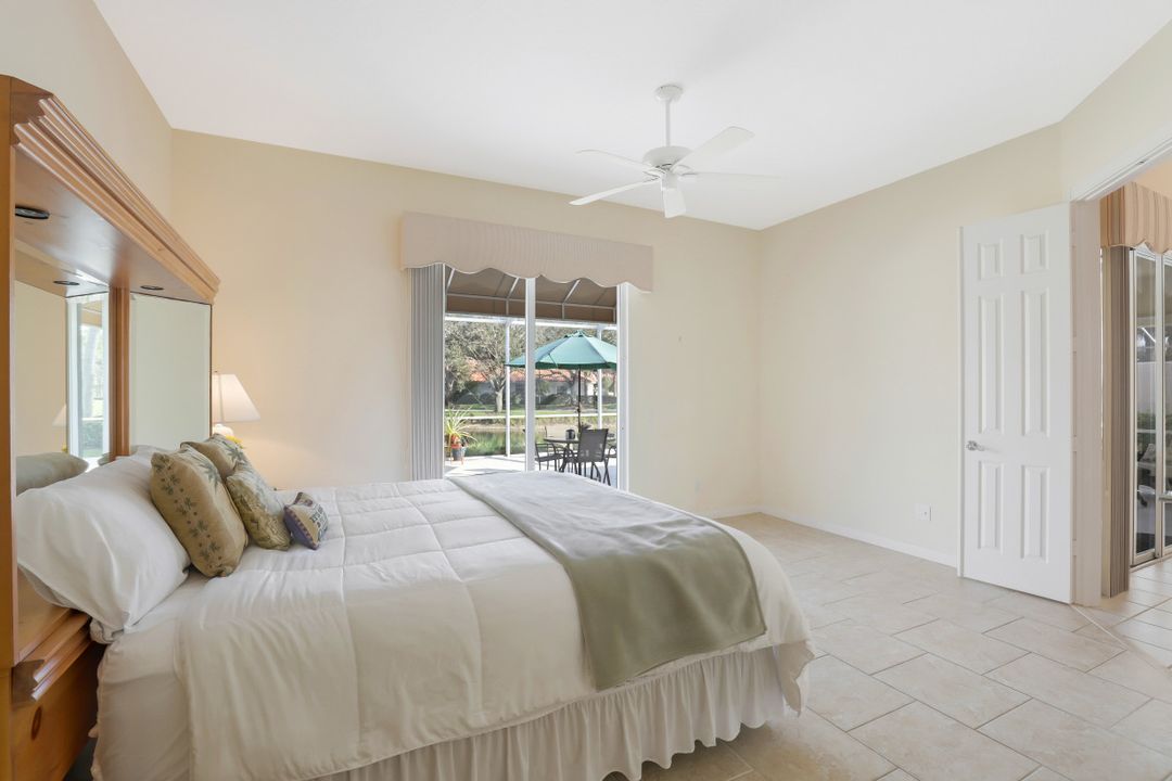 4462 Novato Ct, Naples, FL 34109