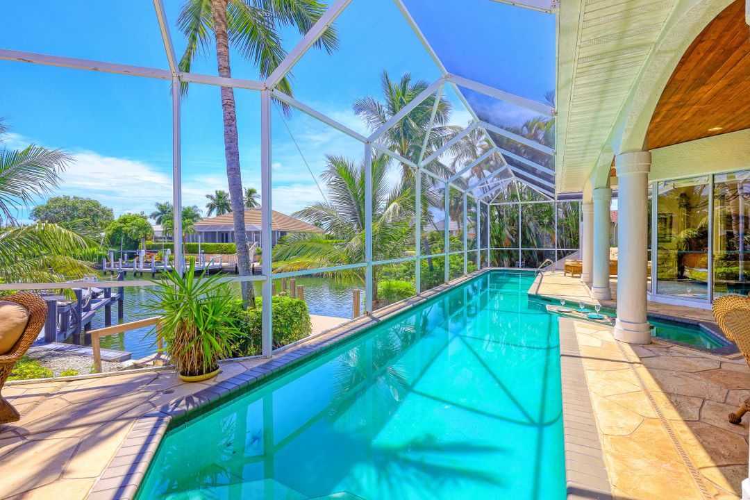 690 Pelican Ct, Marco Island, FL 34145