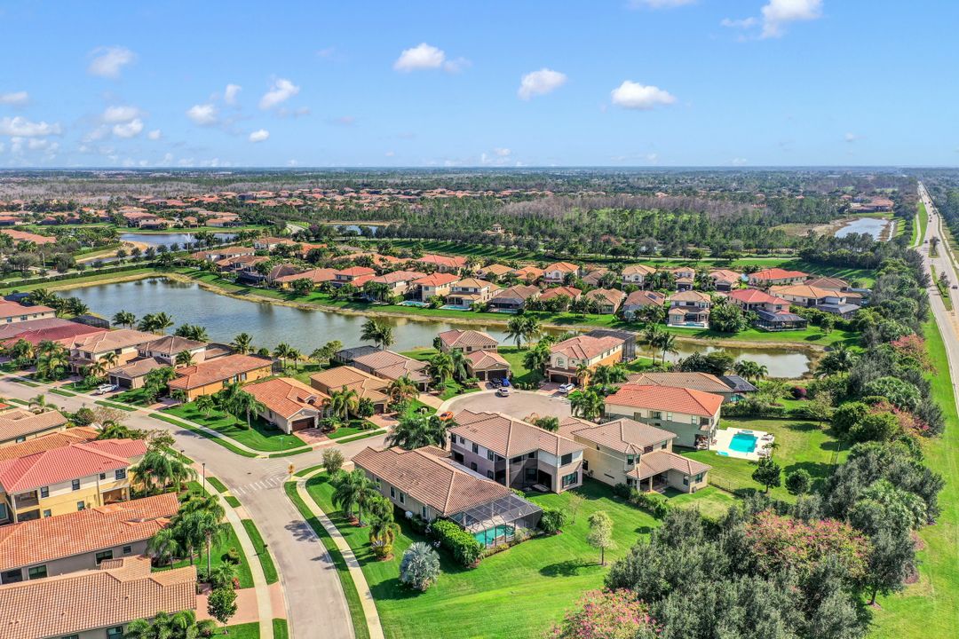 3731 Madeira Ct, Naples, FL 34119