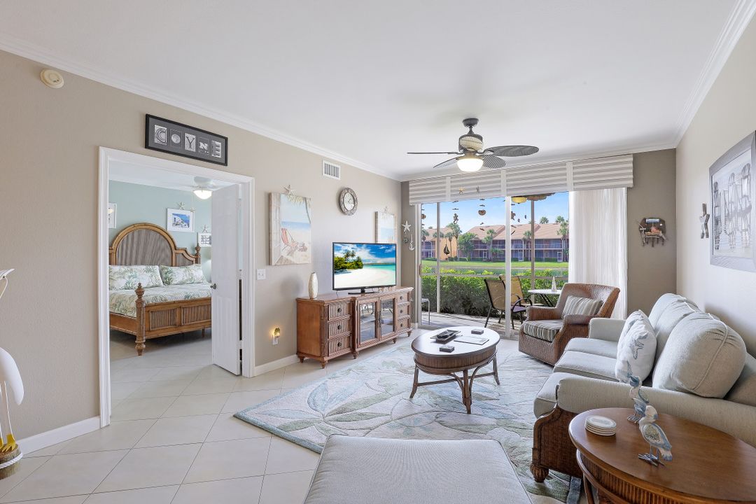 1615 Windy Pines Dr #5, Naples, FL 34112