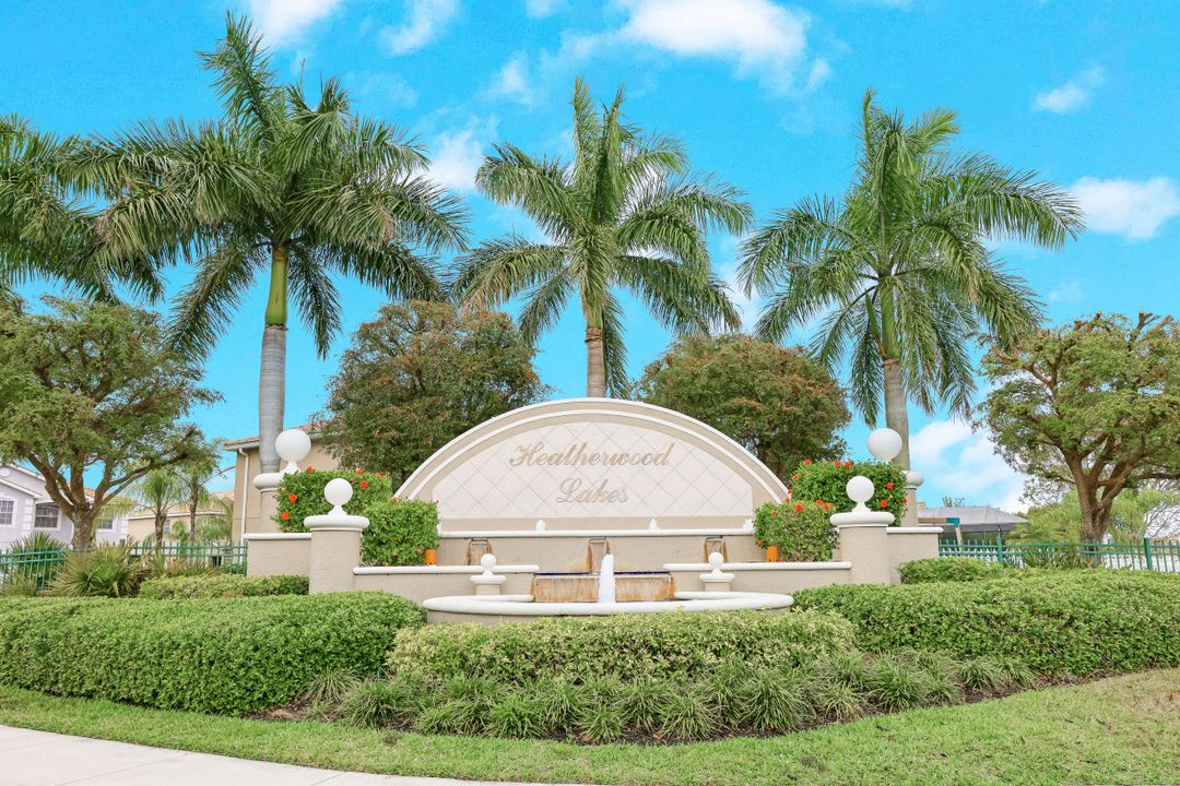 2157 Cape Heather Cir, Cape Coral, FL 33991