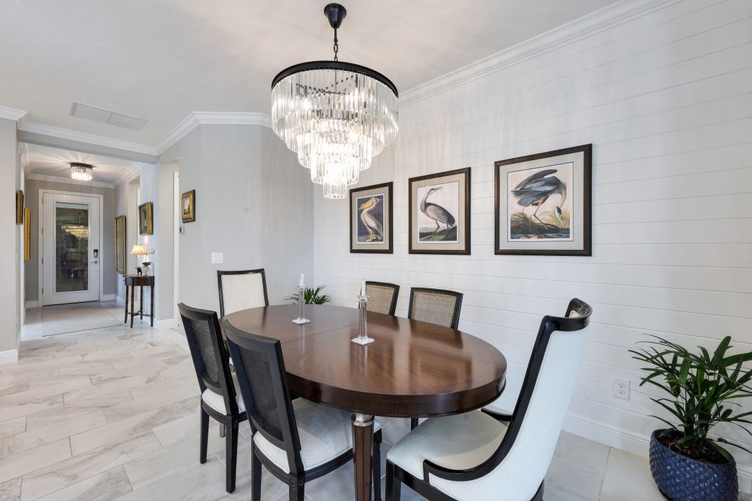 2239 Marquesa Cir, Naples, FL 34112