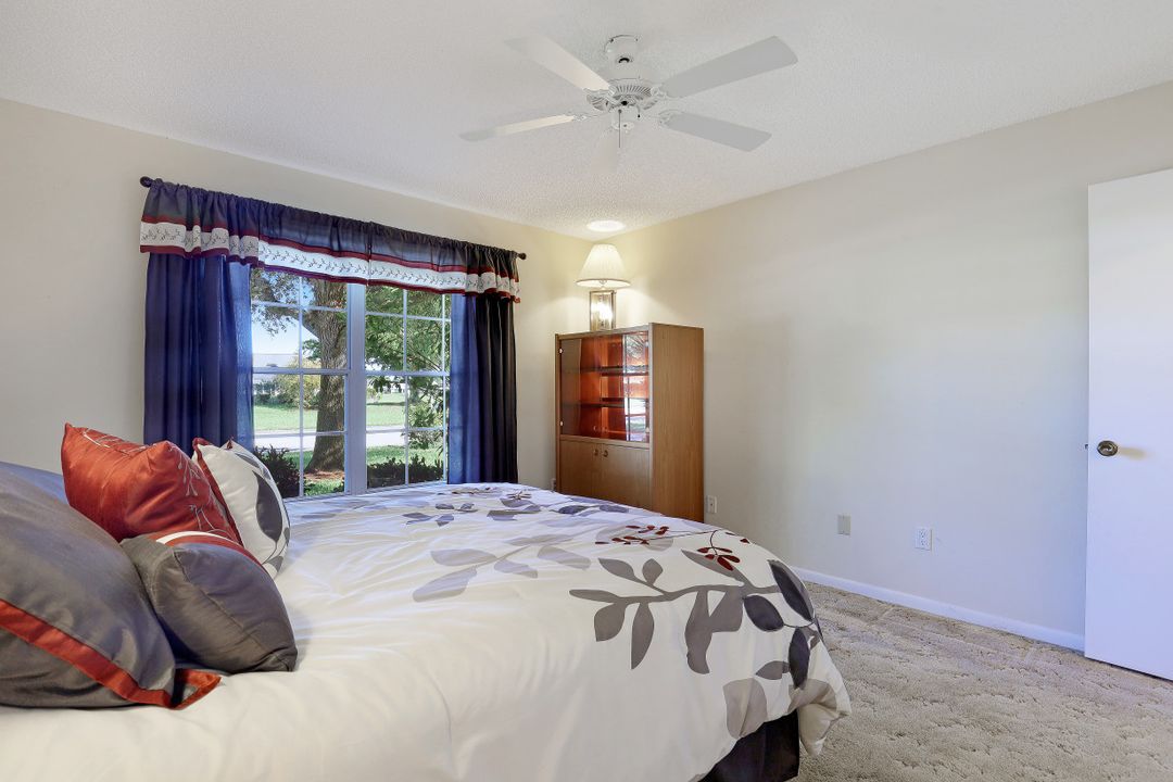 1250 Arcola Dr, Fort Myers, FL 33919