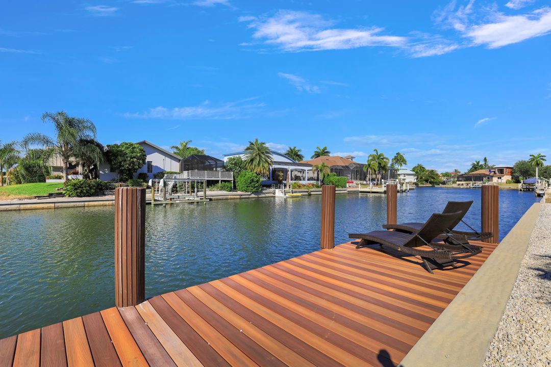 535 Spinnaker Dr, Marco Island, FL 34145