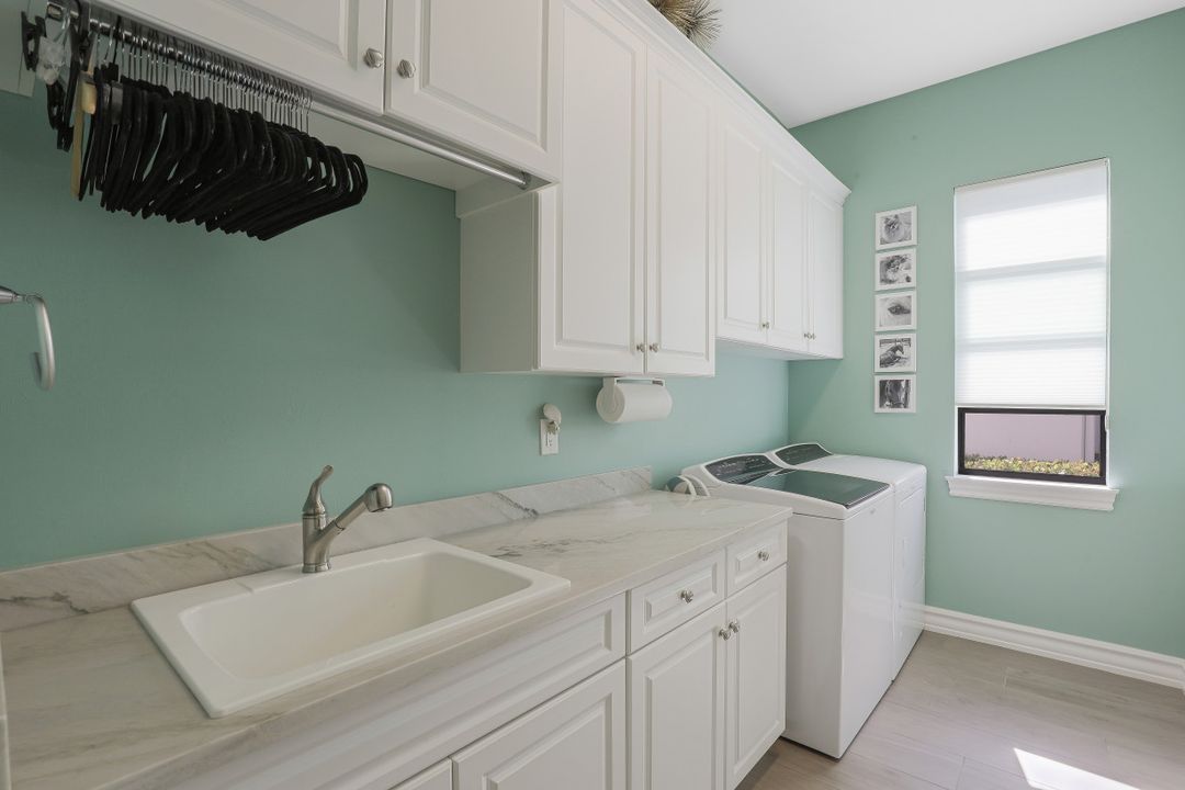 17490 Via Navona Way, Miromar Lakes, FL 33913