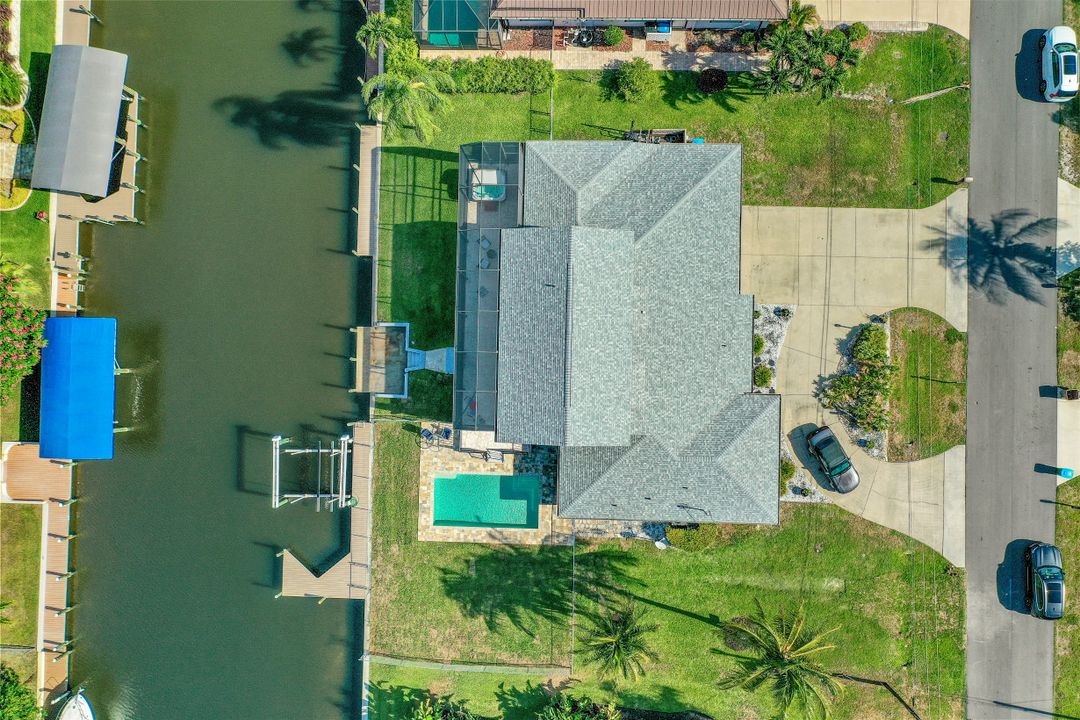 5811 SW 1st Pl, Cape Coral, FL 33914