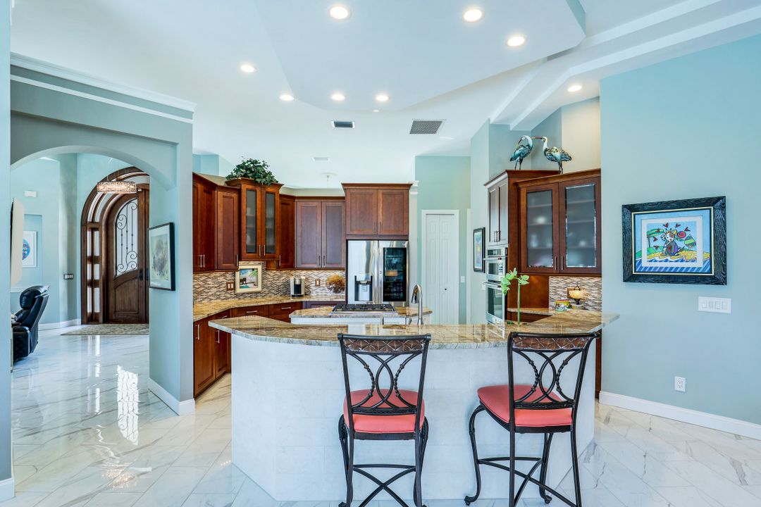 3770 Pelicans Nest Dr, Bonita Springs, FL 34134