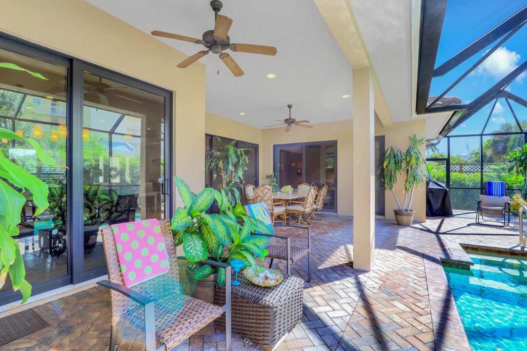 808 Seagrape Dr, Marco Island, FL 34145