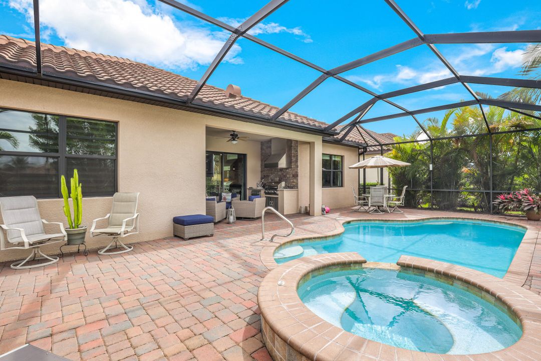 28082 Kerry Ct, Bonita Springs, FL 34135