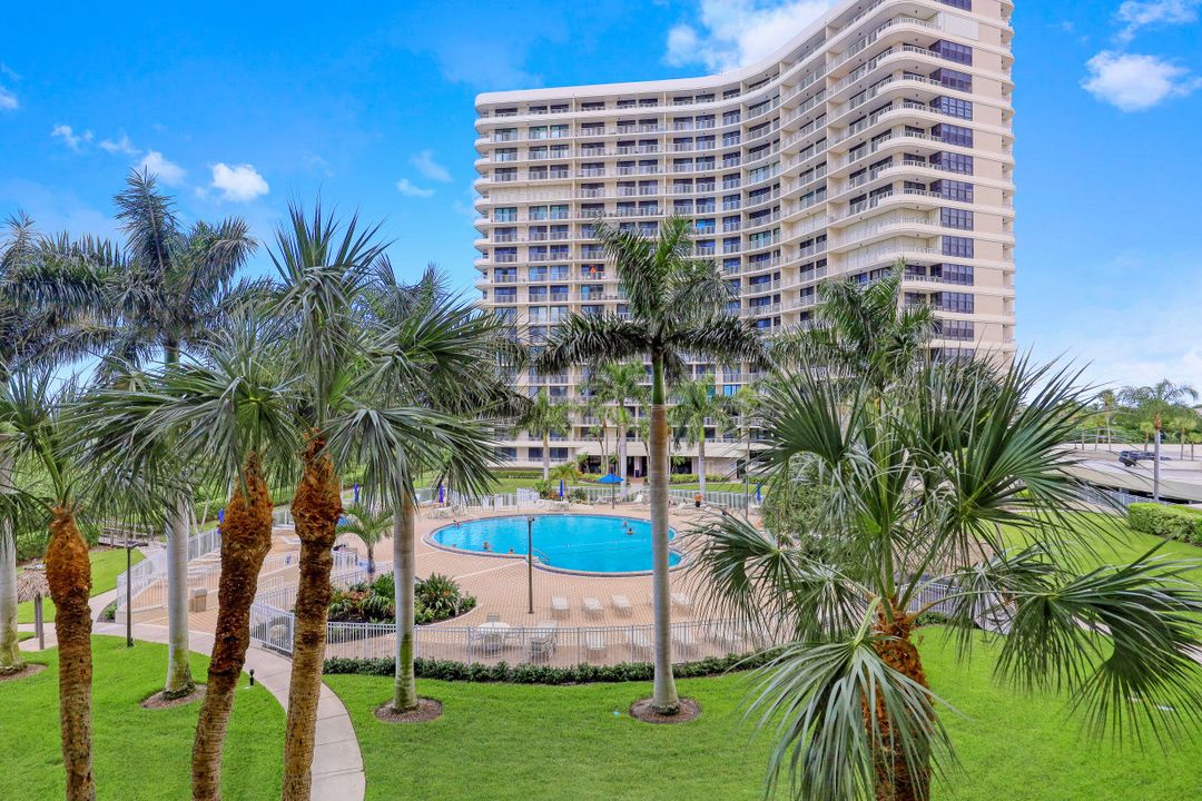 380 Seaview Ct #308, Marco Island, FL 34145