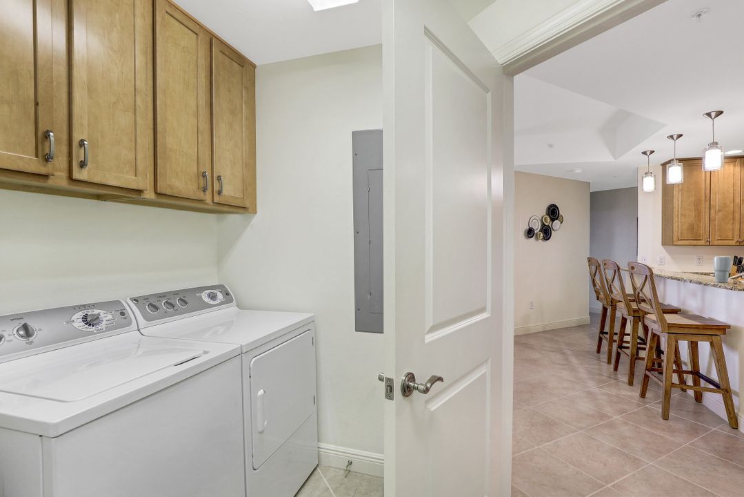 5793 Cape Harbour Dr #1302, Cape Coral, FL 33914