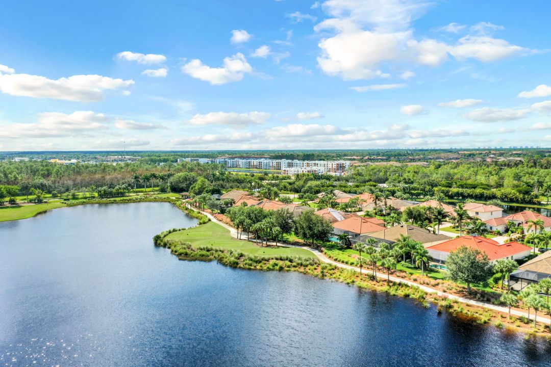 9795 Nickel Ridge Cir, Naples, FL 34120