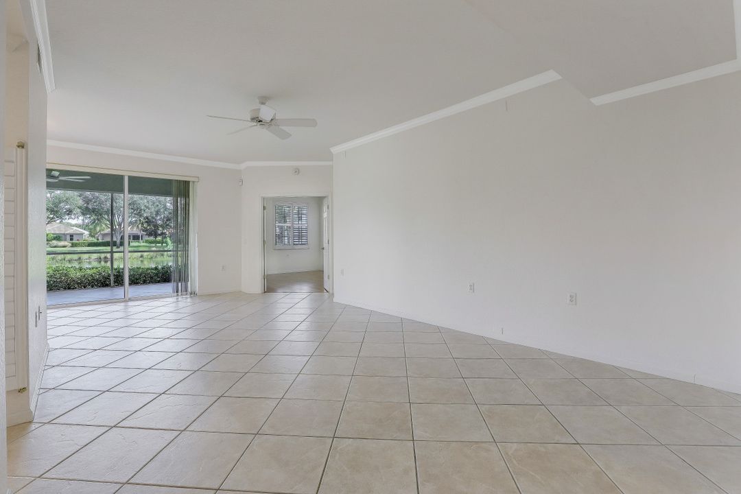 7122 Blue Juniper Ct #101, Naples, FL 34109