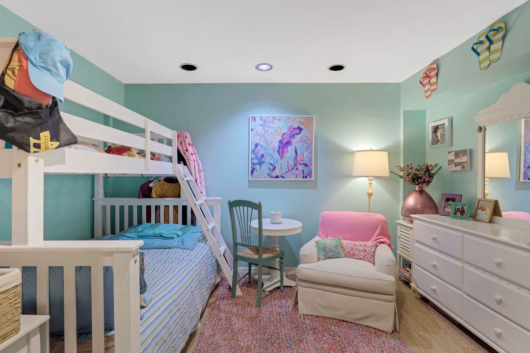 376 Leatherfern Ln, Marco Island, FL 34145