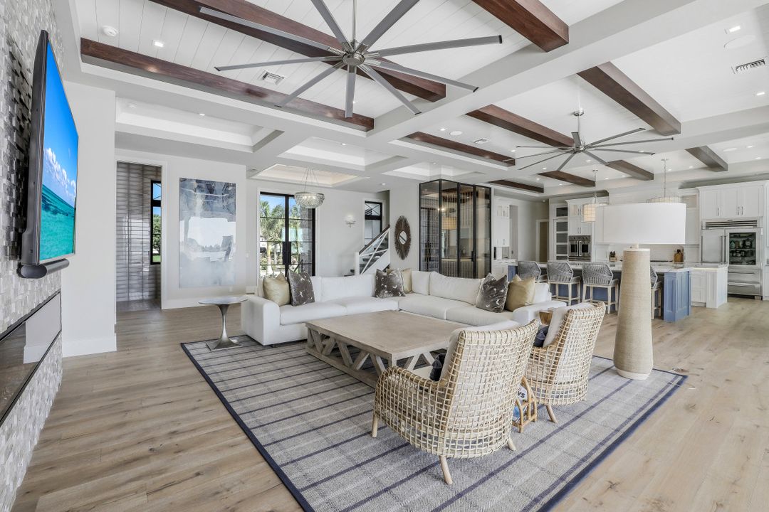 680 S Barfield Dr, Marco Island, FL 34145