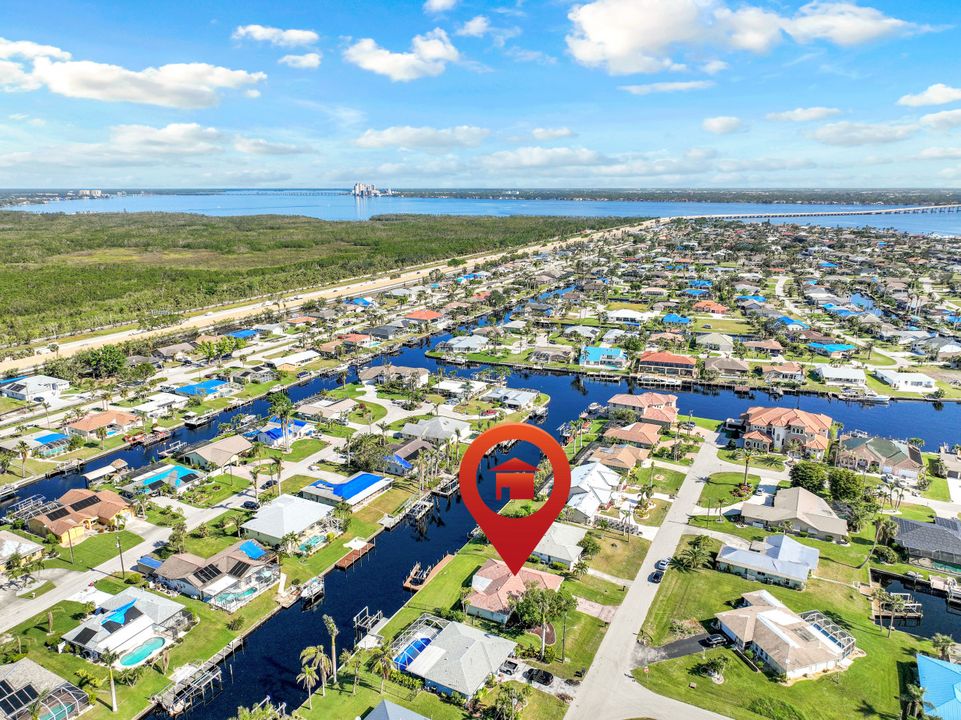 2101 SE 25th Ln, Cape Coral, FL 33904