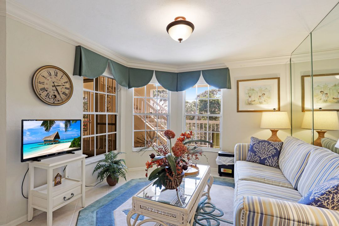 26930 Wedgewood Dr  #401, Bonita Springs, FL 34134