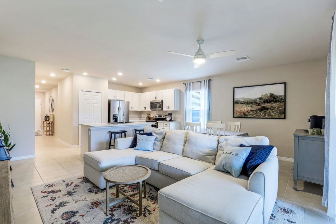 15365 Wildflower Cir, Naples, FL 34119