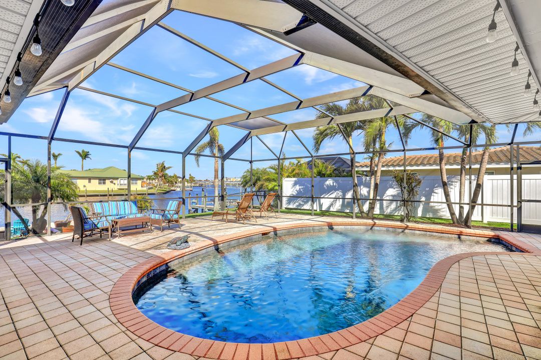 1803 SE 45th St, Cape Coral, FL 33904