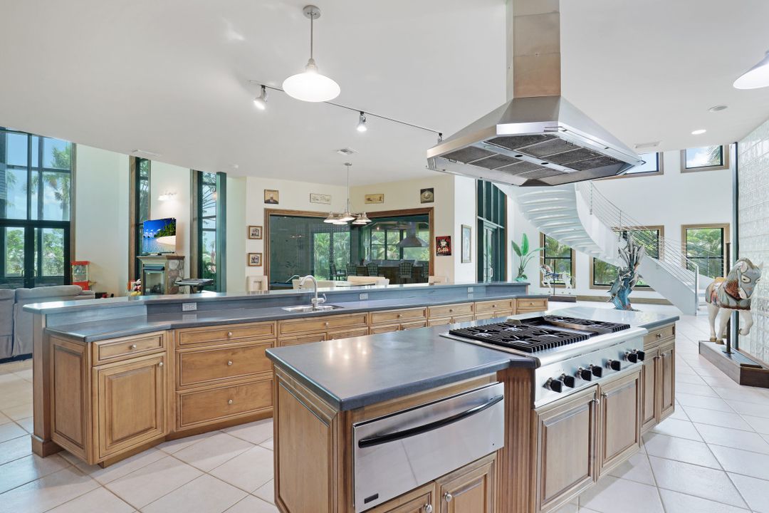 1201 Romano Key Cir, Punta Gorda, FL 33955