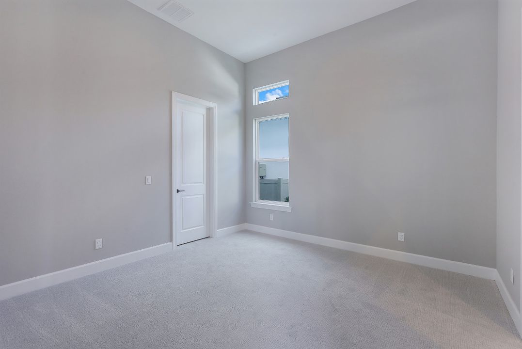 11430 Canal Grande Dr, Fort Myers, FL 33913