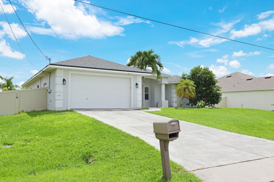 2921 SW 16th Pl, Cape Coral, FL 33914