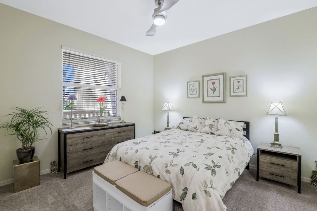 410 Flagship Dr #302, Naples, FL 34108