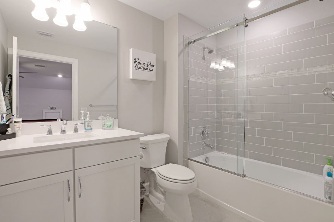 19332 Aqua Shore Dr, Fort Myers, FL 33913