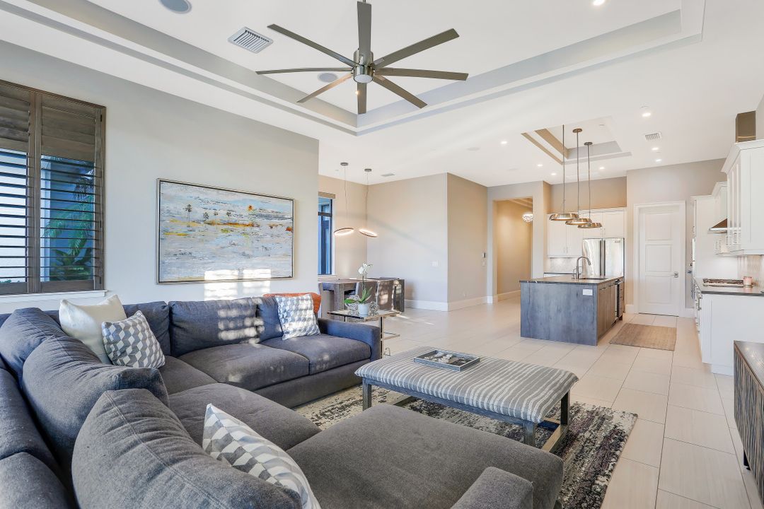 16428 Talis Park Dr, Naples, FL 34110