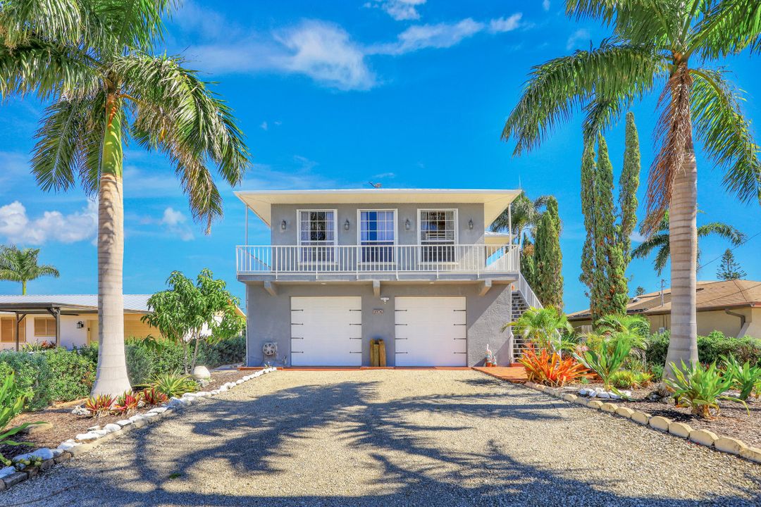 3706 Ruby Ave, Saint James City, FL 33956