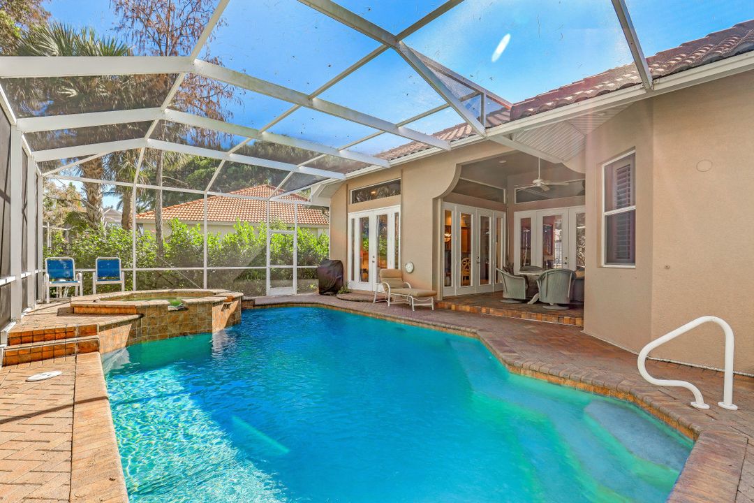 6900 Anthurium Ln, Naples, FL 34113