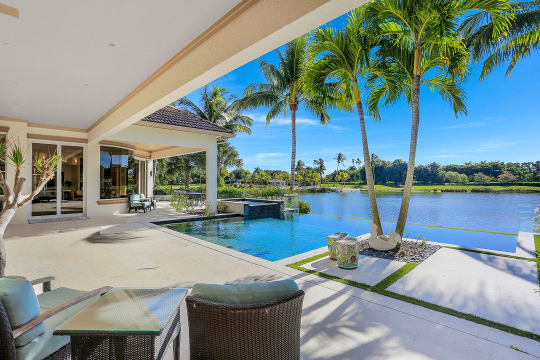 2343 Alexander Palm, Naples, FL 34105