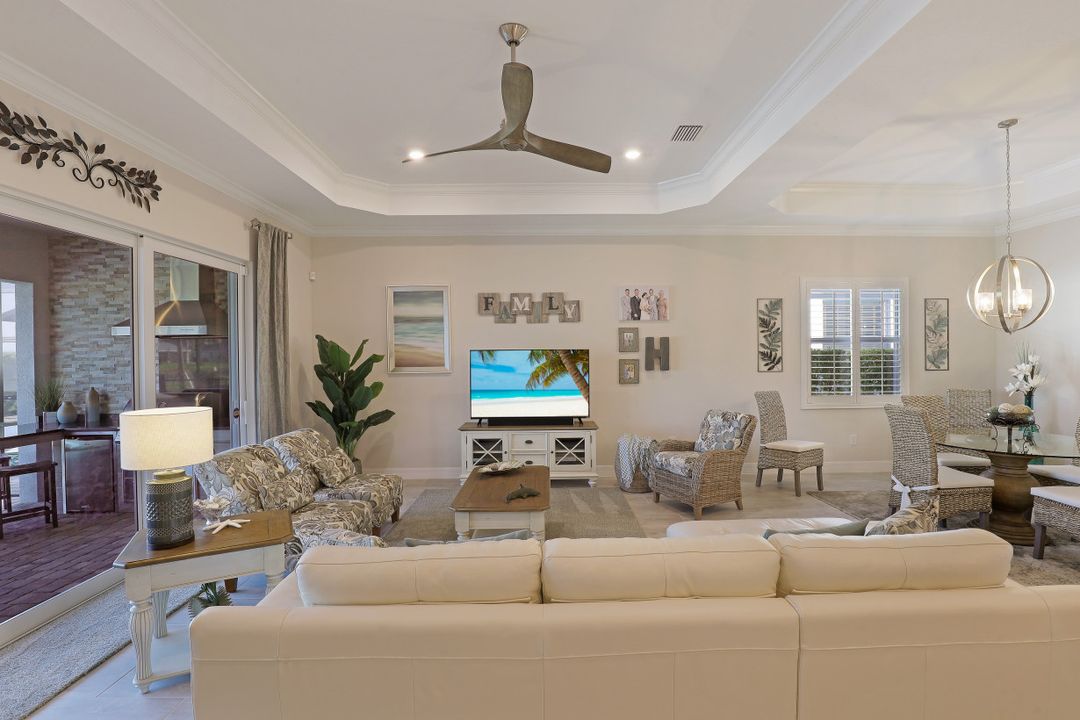 15254 Blue Bay Cir, Fort Myers, FL 33913