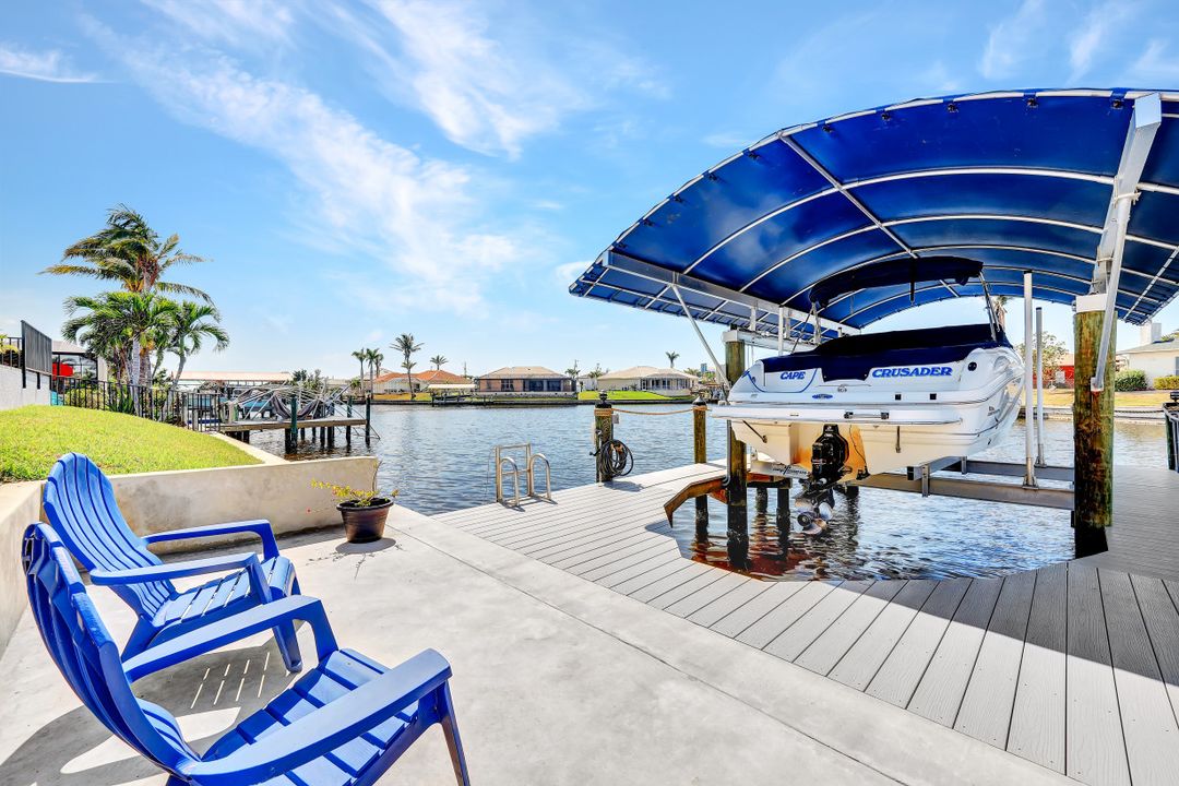 214 NW 32nd Pl, Cape Coral, FL 33993