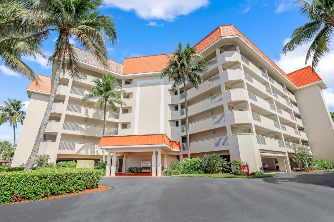 270 N Collier Blvd #205, Marco Island, FL 34145