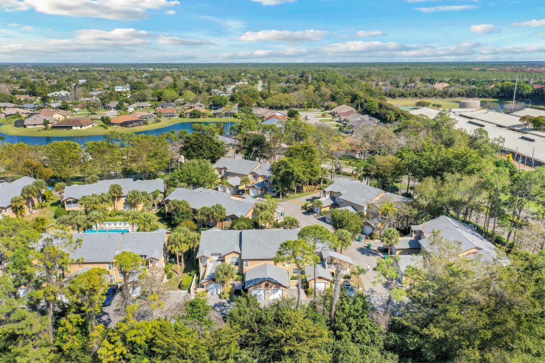 9589 Crescent Garden Dr #101, Naples, FL 34109