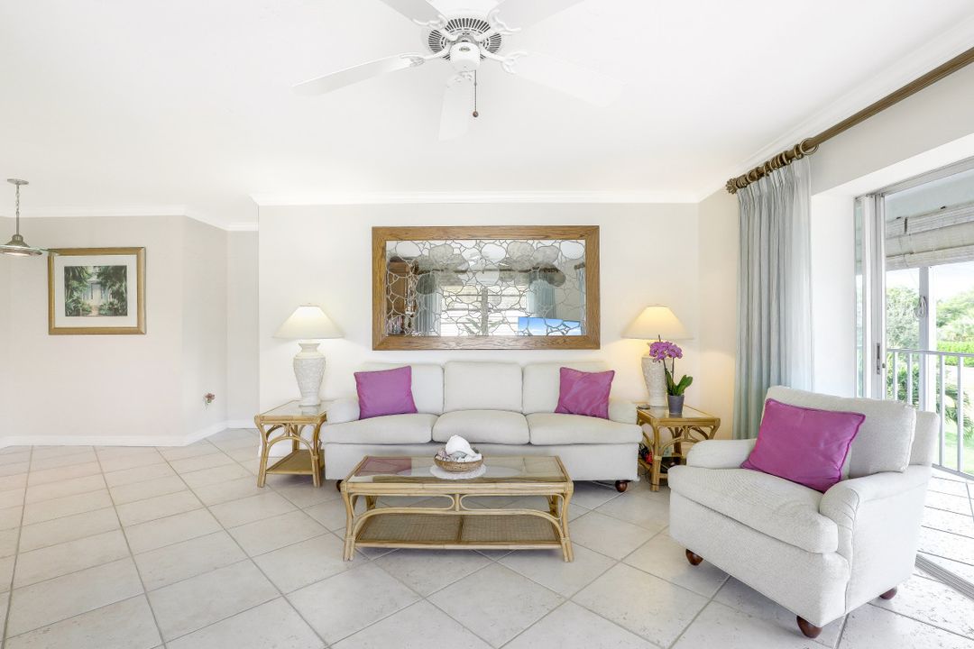 746 Broad Ave S, Naples, FL 34102