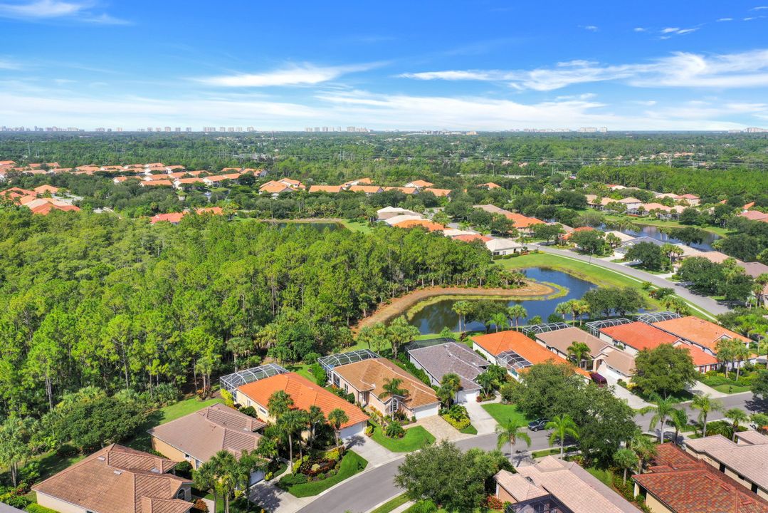6117 Highwood Park Ln, Naples, FL 34110
