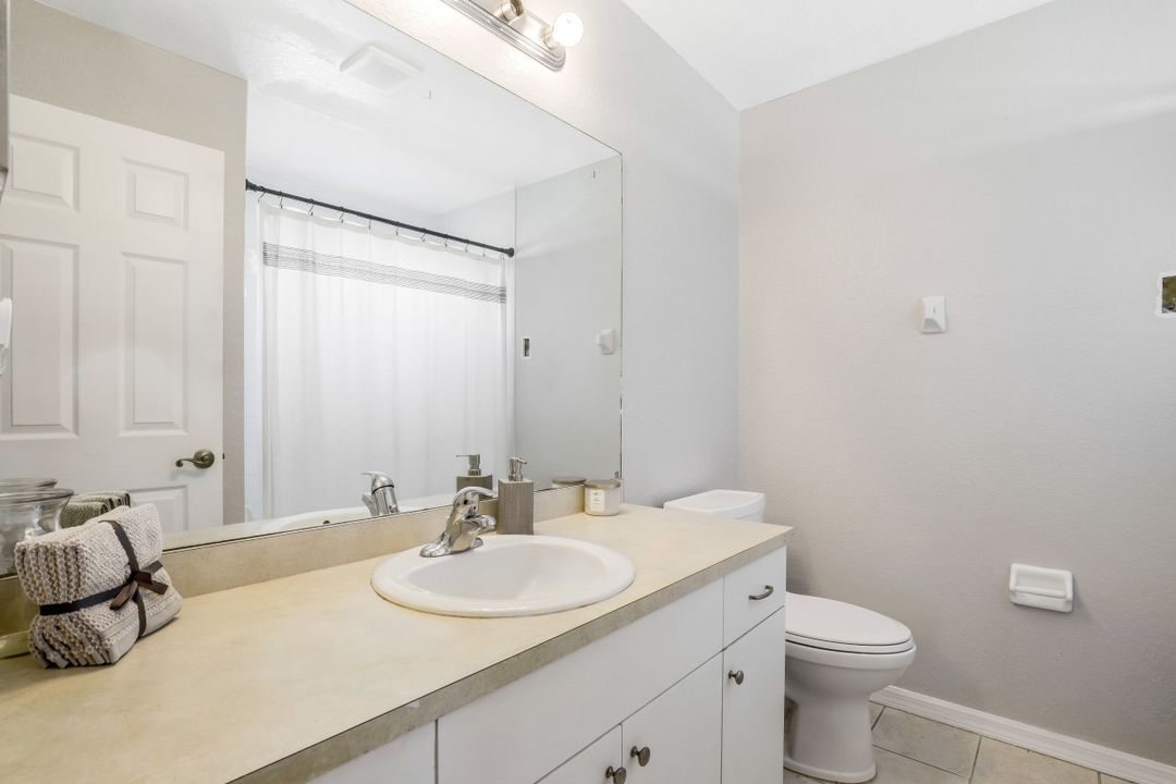 1725 NW 11th Ct, Cape Coral, FL 33993