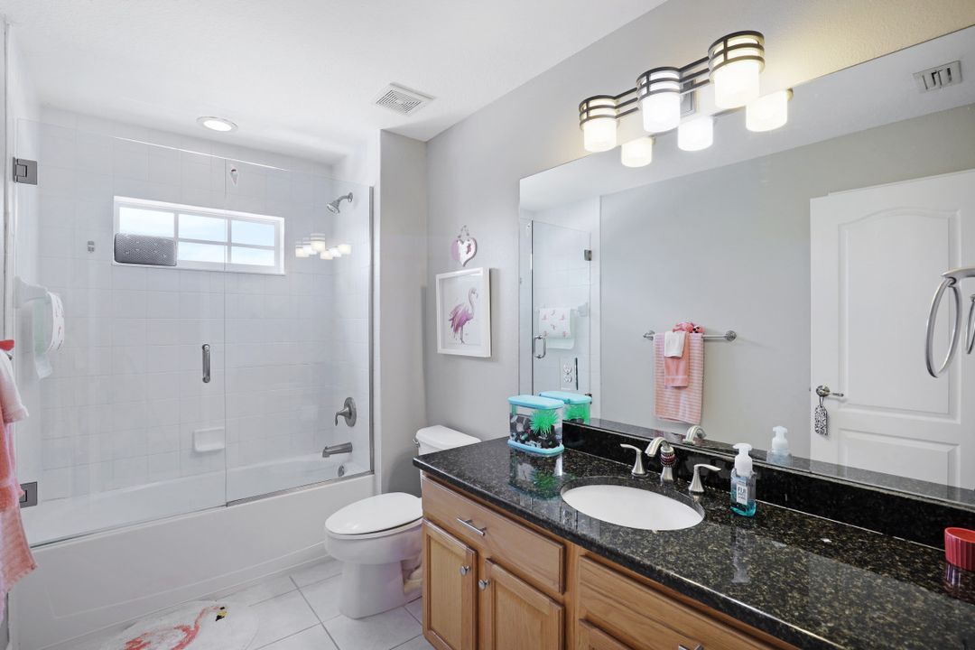 2545 Blackburn Cir, Cape Coral, FL 33991