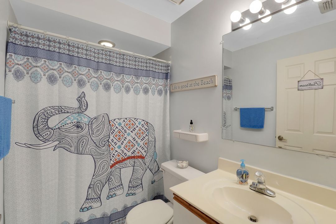 595 Mardel Dr #403, Naples, FL 34104