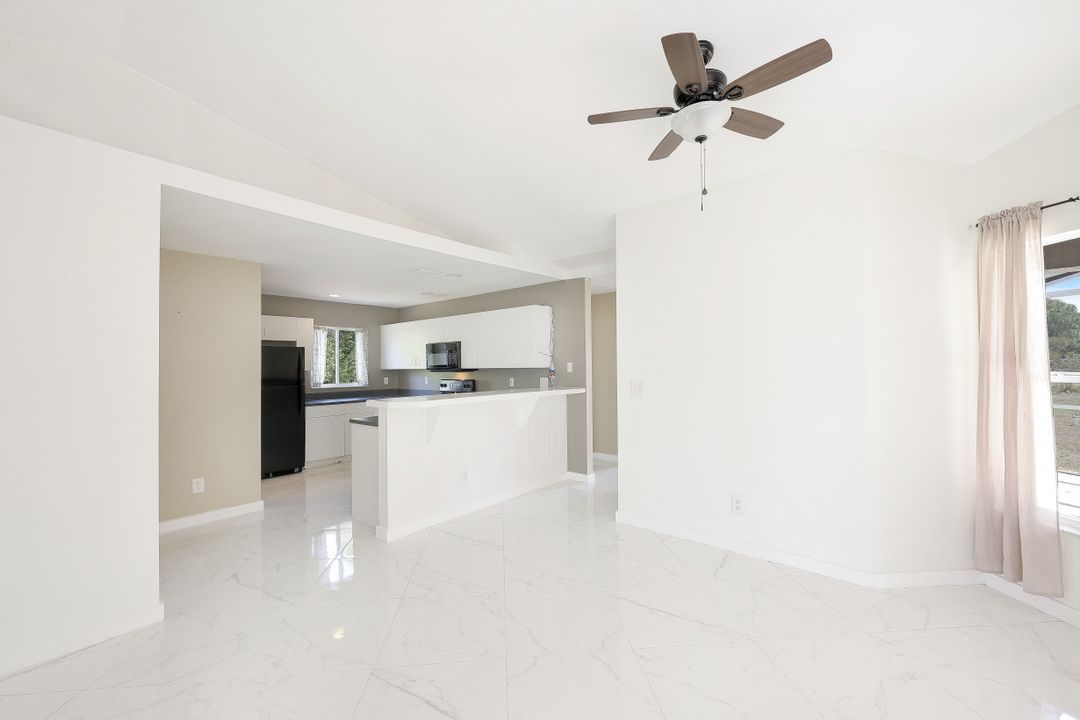 591 Pierre Cir, Lehigh Acres, FL 33974