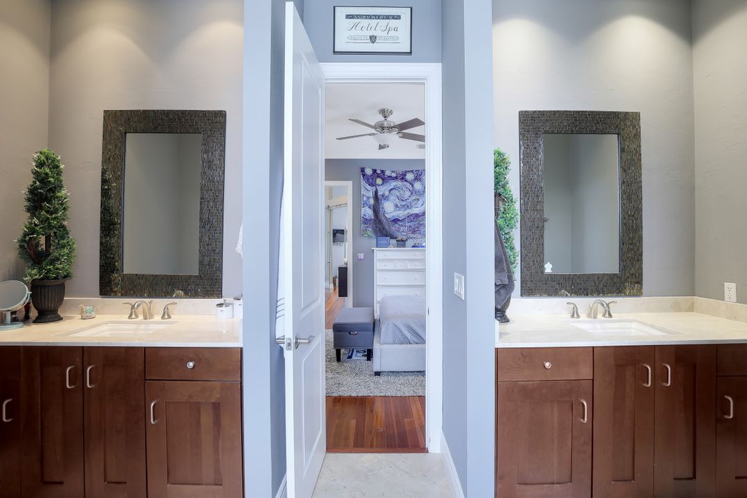 206 Flamingo Ave, Naples, FL 34108