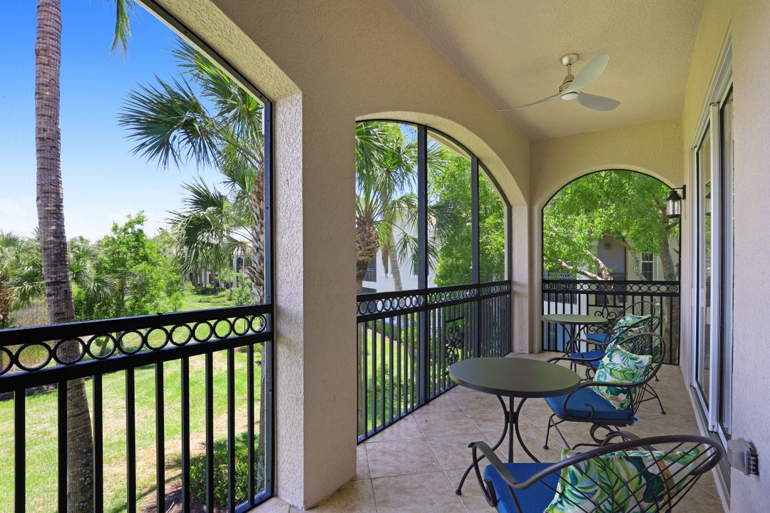 3176 Serena Ln #202, Naples, FL 34114