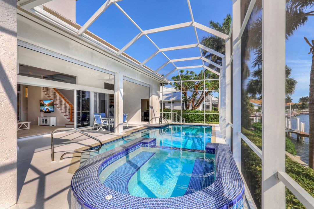 110 Copperfield Ct, Marco Island, FL 34145