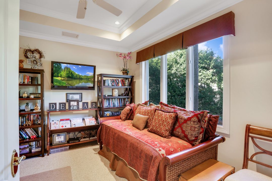 4309 Brynwood Dr, Naples, FL 34119