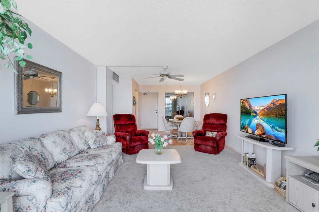 260 Seaview Ct #1910, Marco Island, FL 34145