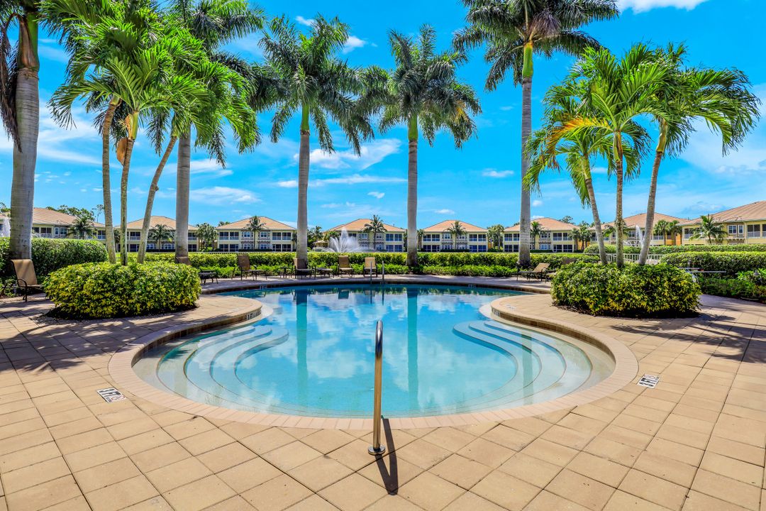 7160 Lemuria Cir #1501, Naples, FL 34109