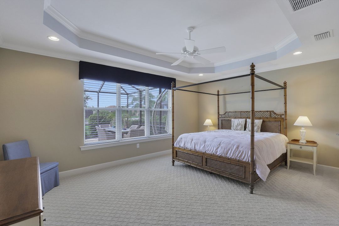 9172 Flint Ct, Naples, FL 34120